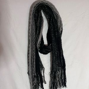 Black and White Knitted Scarf
